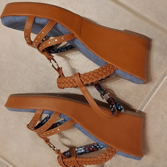 Tommy Hilfiger Girls Wedge Sandals - Picture 5 of 9